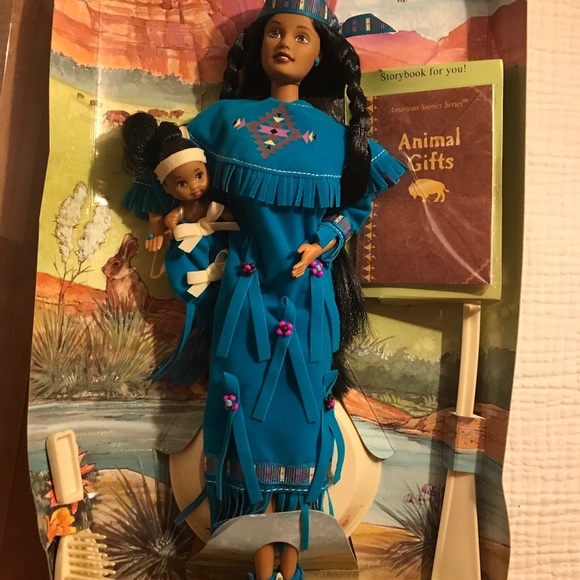 American Indian Barbie - Picture 1 of 4